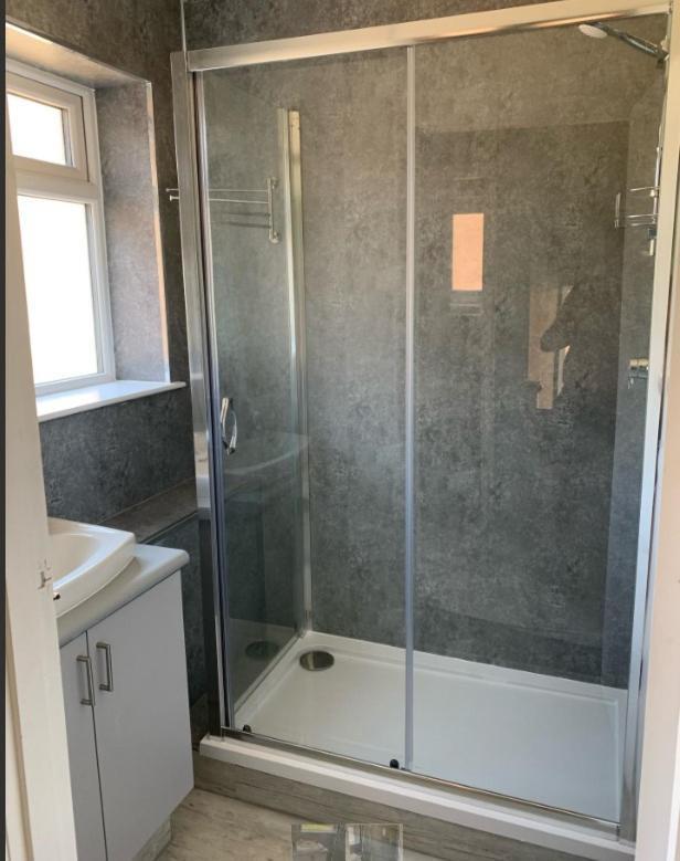 Large 2-Bedroom Maisonette With Free Parking Twickenham Esterno foto