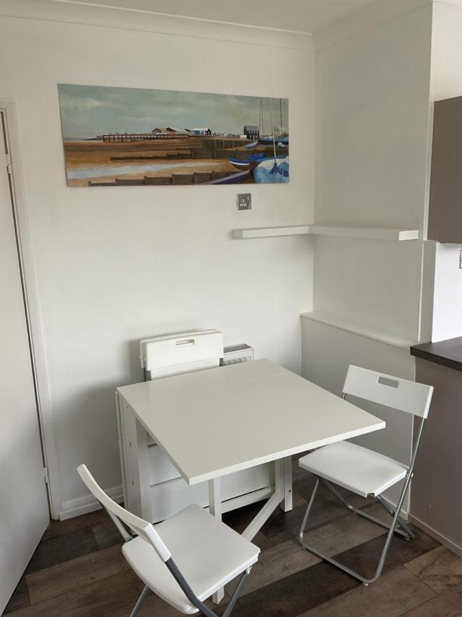 Large 2-Bedroom Maisonette With Free Parking Twickenham Esterno foto